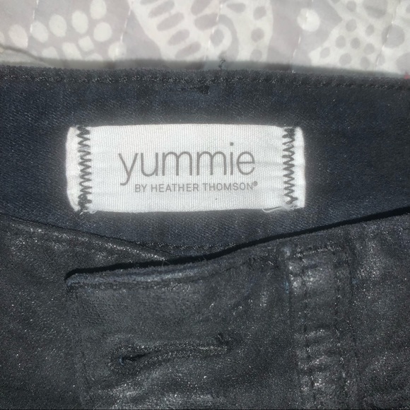 Yummie 27s “Black Velveteen” coated jeans black - Picture 2 of 13